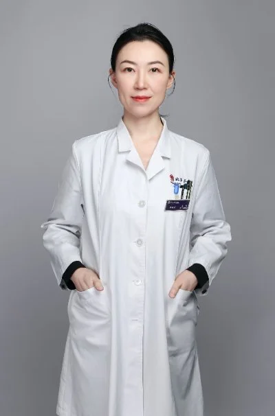 王飞