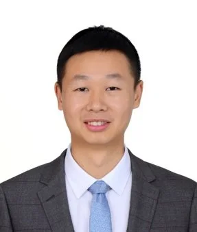 李津臣