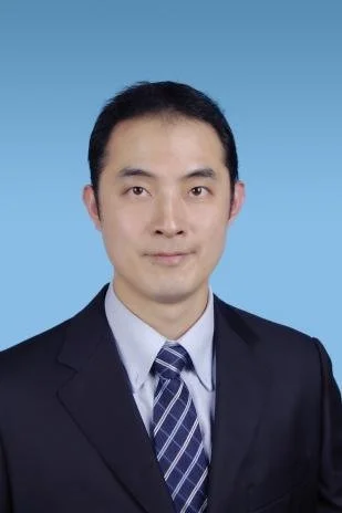 张喆