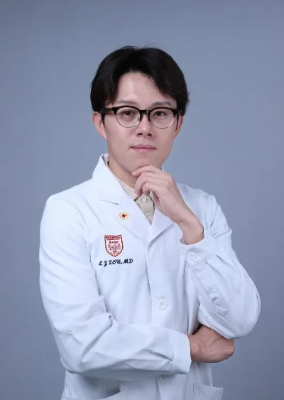 邹鲁佳