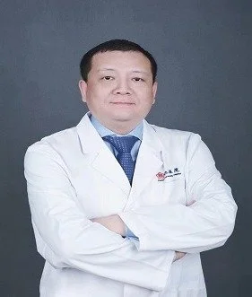 李磊