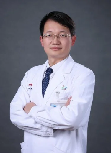 陈小华