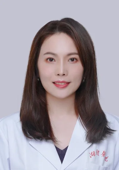 左琛琛