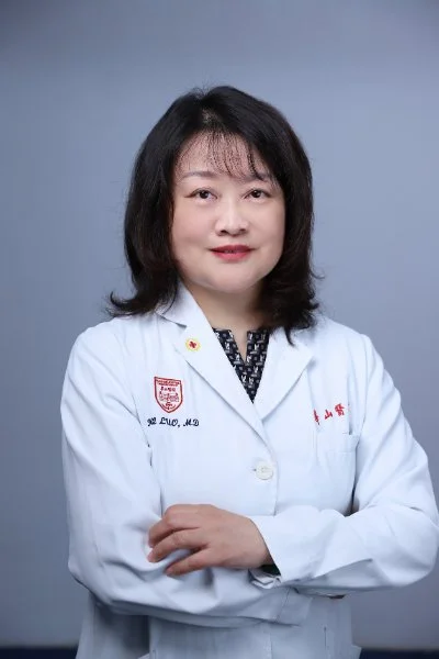 骆肖群