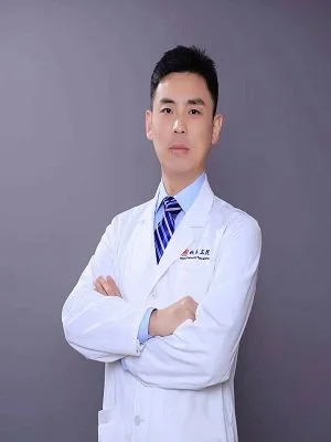 李刚