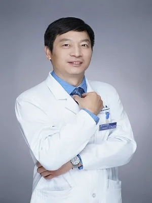 王立新