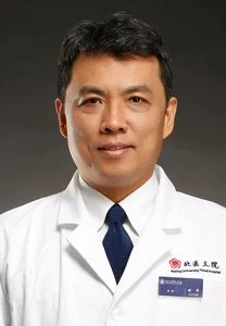 田华