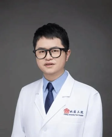 胡伟倪