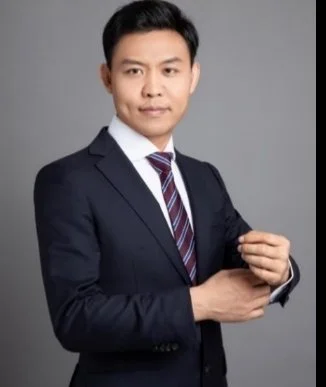 张靖