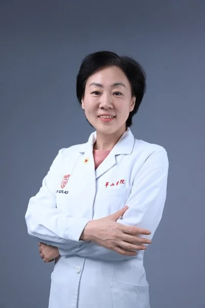 邱冬妮
