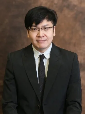 章暐
