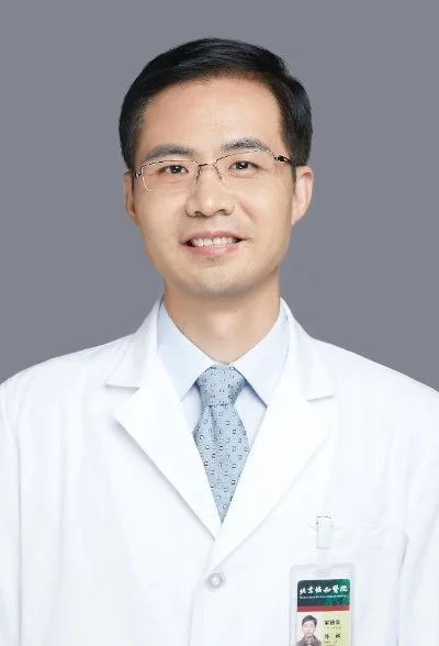 梁锦前